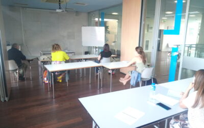 11 DE MAYO. CELEBRADO EL TALLER DE EMPRENDIMIENTO EN ARROYO DE LA ENCOMIENDA